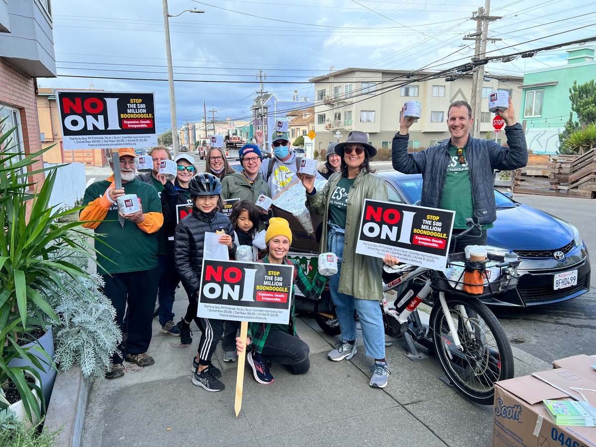 This morning our volunteers are delivering 1,000 rolls of toilet paper to doorsteps of residents living near Ocean Beach, calling attention to the dire consequences of Proposition I that put Ocean Beach at risk of a major sewage catastrophe.

Vote #NoonI and #YesonJ!