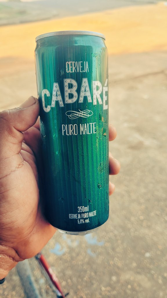 Rakehell_322's tweet photo. Lethem nice bad 🤣#lethem #cerveja 🇧🇷 https://t.co/K0747qdF0T