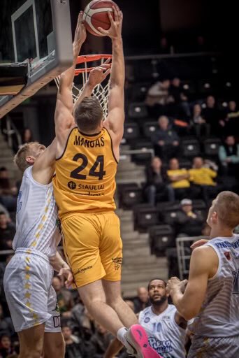 Tom Mangas tweet media