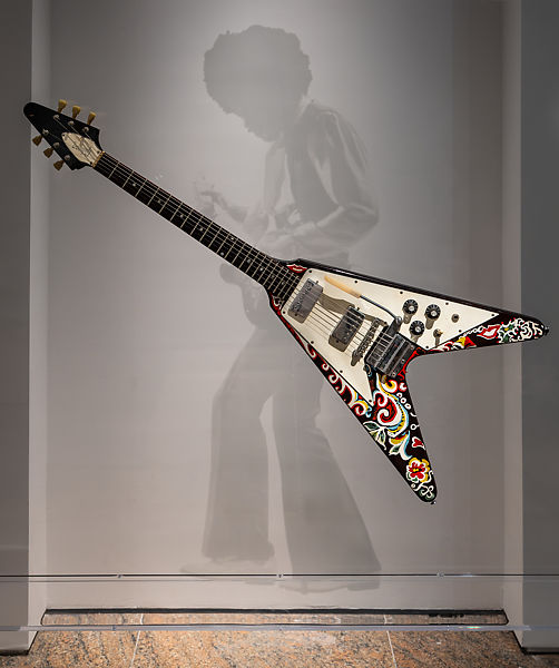 #FamousGuitars Jimi Hendrix *Love Drops* 1967 Gibson Flying V #guitar #Gibson #JimiHendrix