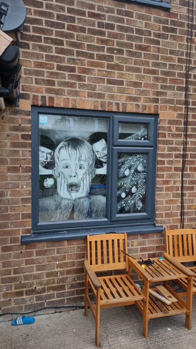 Snow Graffiti (@snow_graffiti) on Twitter photo ❄️❄️❄️ Home Alone Christmas window created freehand using snow spray by us ❄️❄️❄️
<a href="/IncredibleCulk/">Macaulay Culkin</a> #homealone #christmas #ChristmasCountdown #christmaswindow #festivevibes #festive #windowdisplay #snowsprayart #snowsprayartist #snowgraffiti ❄️❄️❄️ Home Alone Christmas window created freehand using snow spray by us ❄️❄️❄️
<a href="/IncredibleCulk/">Macaulay Culkin</a> #homealone #christmas #ChristmasCountdown #christmaswindow #festivevibes #festive #windowdisplay #snowsprayart #snowsprayartist #snowgraffiti