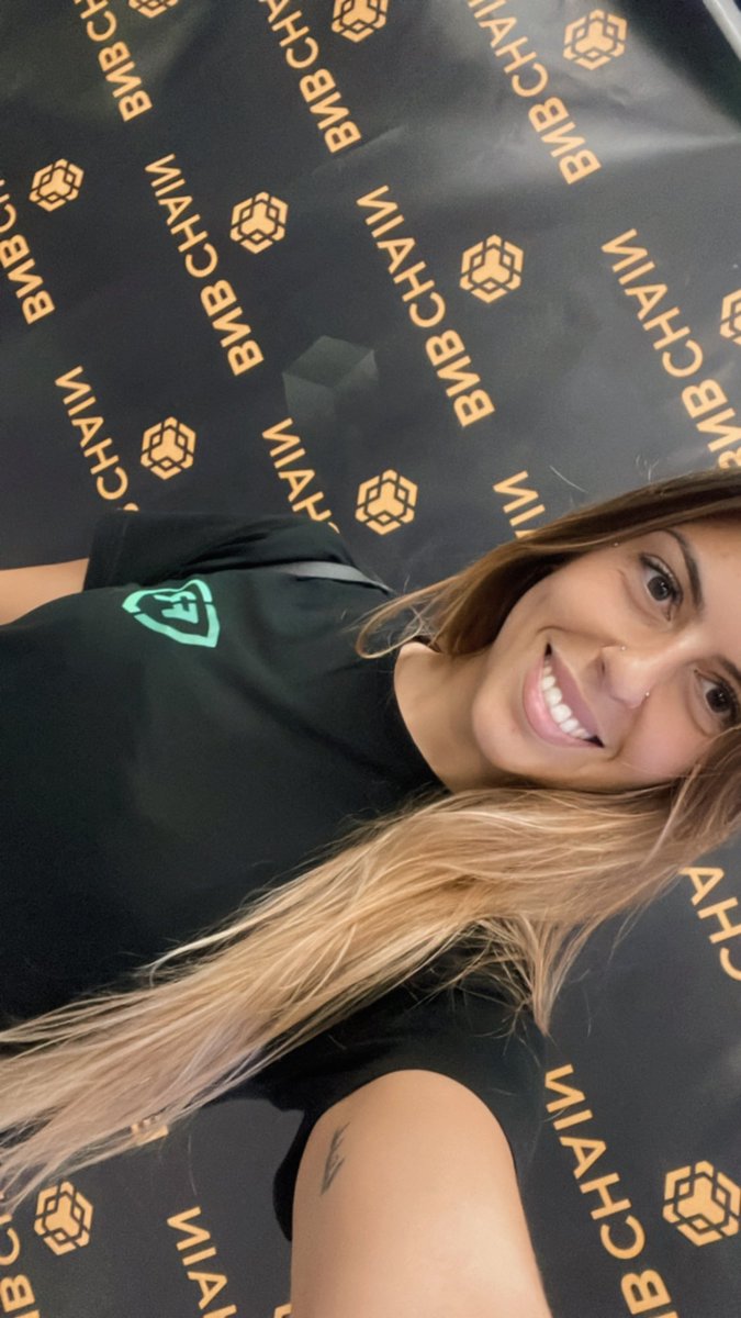 satoshisgf's tweet photo. Representing @realfevr at @BNBCHAIN Innovation Meetup! #bnbchain #bnbwebsummit https://t.co/fJRGnwVlN4
