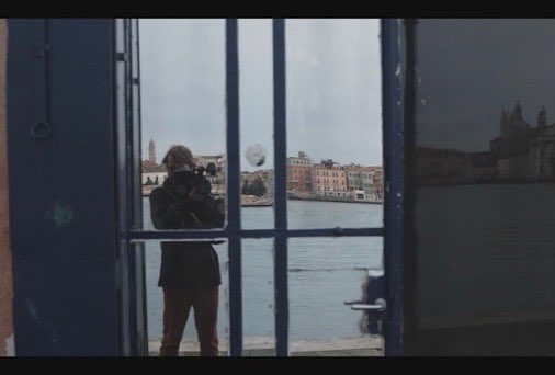 Invis_Cities's tweet photo. HIWA (2017) + Molecole (2020) | Nov. 13, 2022 | 6pm | @closeupfilmcentre tickets in bio!

Don’t miss Andrea Segre UK premiere of his personal and intimate navigation through Venice canals and Jacqueline Lentzou’s nightmarish vision between Manila and Athens  #invisiblecities https://t.co/cRmbjkLMAl