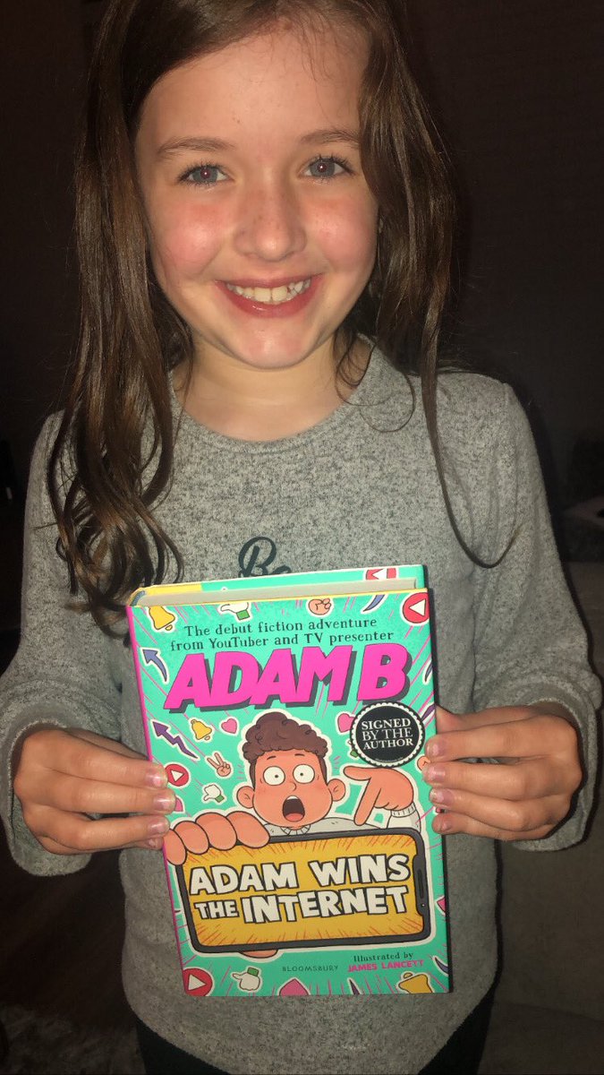 Wee woman delighted to get her hands on a signed copy of <a href="/Adam_byt/">Adam B</a>’s new book in Derry at Halloween 💕 #adamwinstheinternet