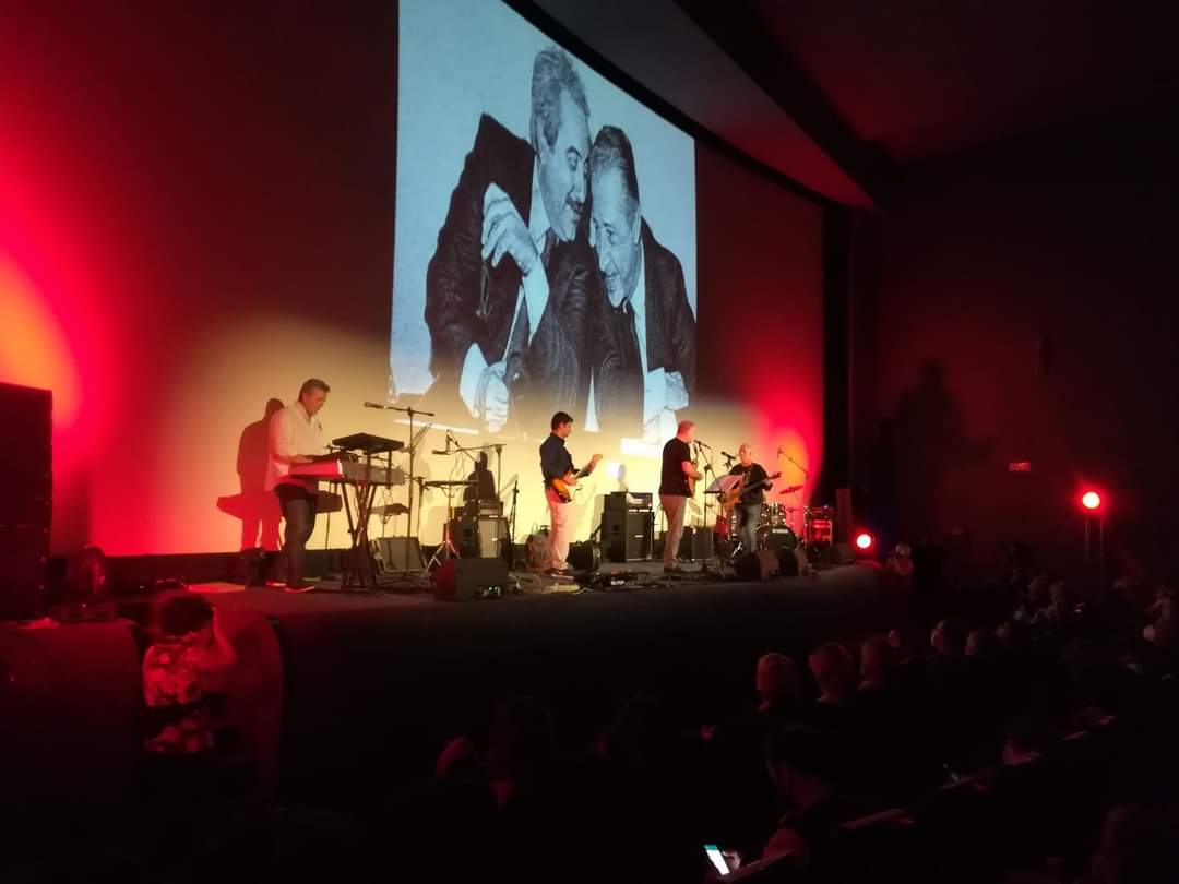 ISCRIZIONI APERTE PER IL TALENT ANTIMAFIA
Sai ballare, cantare, recitare, scrivere? Aggiungici la legalità e sei pronto per partecipare alla nuova edizione del Talent Antimafia organizzato da #Noi.
Per informazioni basta inviare una mail all'indirizzo noiamanodisarmata@gmail.com