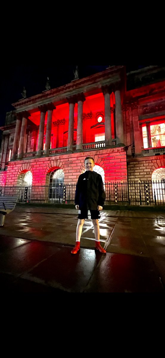 One VERY excited boy, having travelled up from Cardiff to visit <a href="/LFC/">Liverpool FC</a> and Anfield in the morning, we then find out Jurgen Klopp is being awarded freedom of the city 2 mins feom our hotel! Confratulations #JurgenKlopp