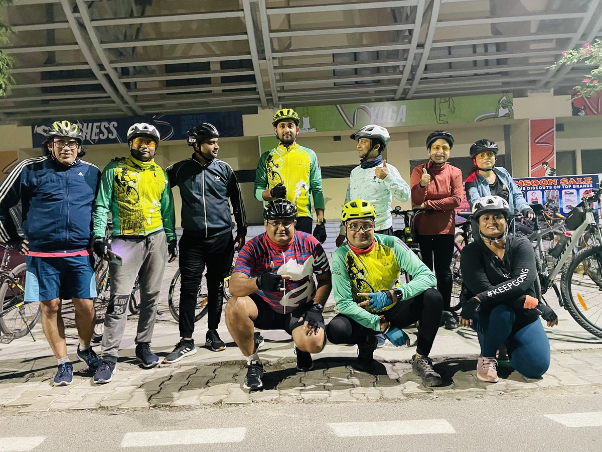 GnarRiders's tweet photo. Morning ride to Noida stadium 🏟️ Ride Lead @DeepakDk13 
@RKMINDIAN07  @gupta_pratik_21 https://t.co/LiGHuuGhV0