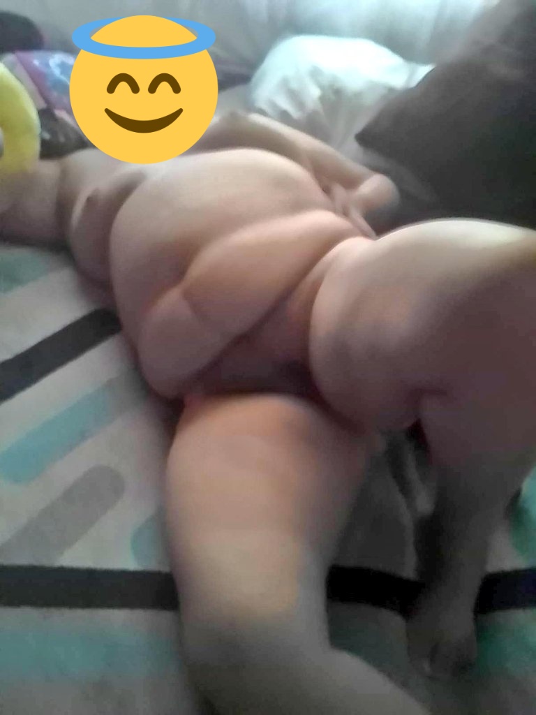 karenhidrosex's tweet photo. Día de descanso sin ropa 🥰
Esperando un rico palo
#milf #putamty #sexomty https://t.co/emkBNxnYET