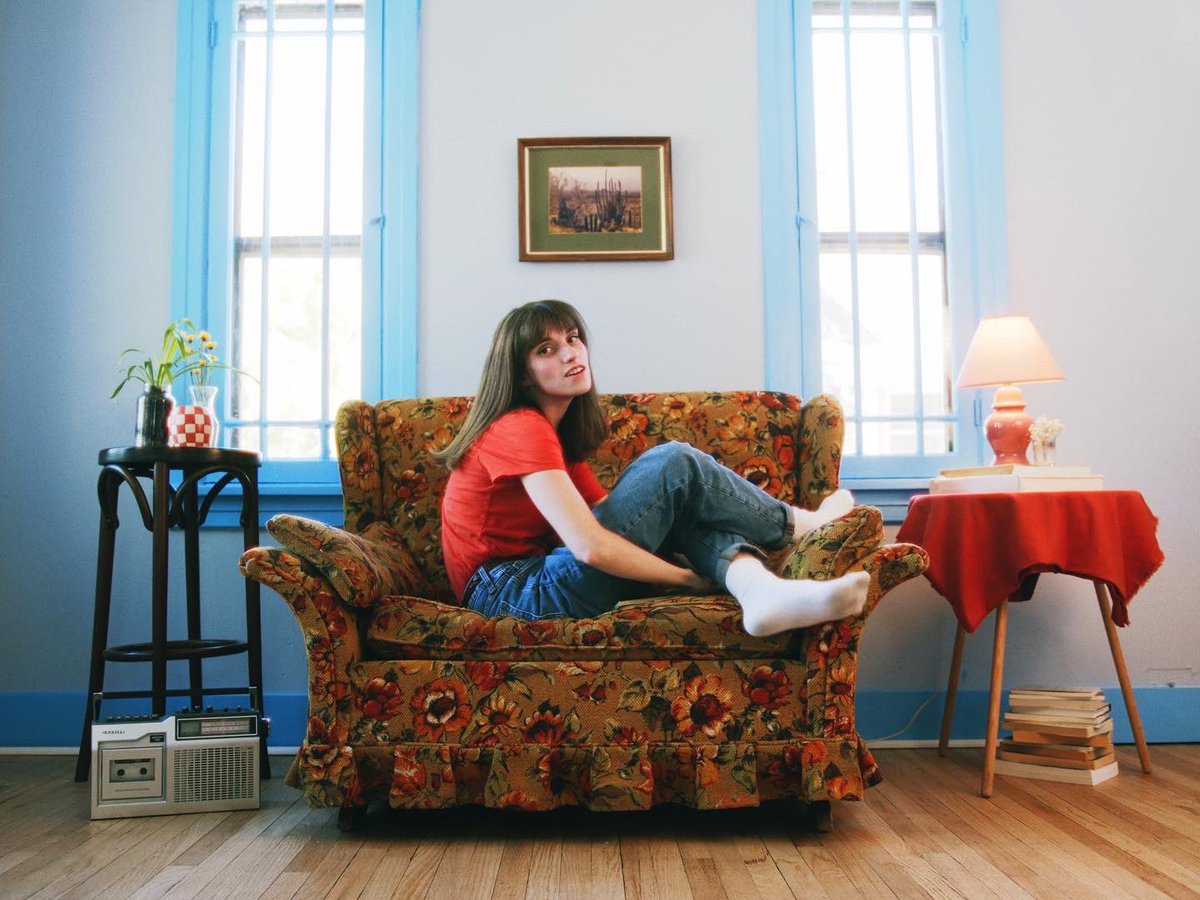 tomperband's tweet image. our debut music vid is out!!!
art direction by @costcomuffinz !

youtu.be/2fzS8T5zerM