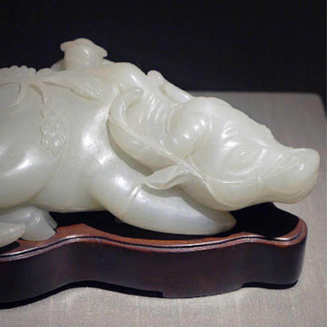 gemsocietyorg's tweet photo. While nephrite doesn’t match the variety or the fine green “imperial jade” colors found in jadeite, it is more durable as a gem material for jewelry and carved art objects.
 
#nephrite #jade #jadeit #jewelrydesign #jewelrydesign #jewelrytrad #charlestonsc #preciousgemstones #gems https://t.co/sX7pMFIdeN
