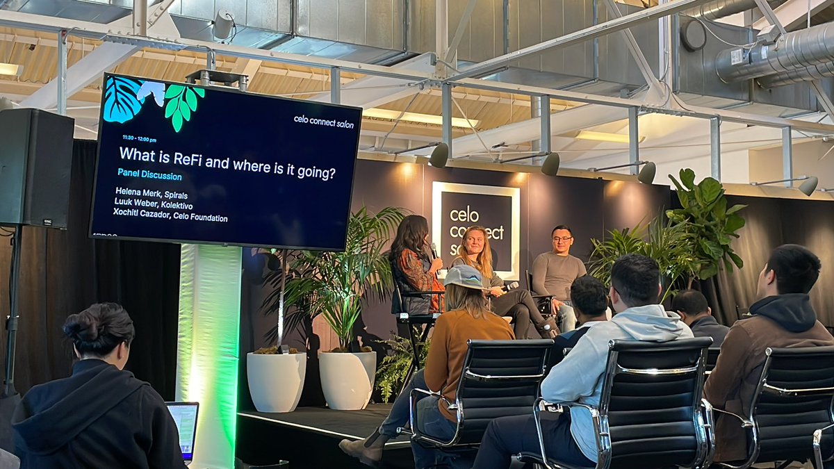 Here at <a href="/CeloOrg/">Celo</a> connect salon with the <a href="/FreepleDAO/">FreepleDAO ▪ Empowering Talents via Web3</a> gang. 

#SFTechWeek #Sfblockchainweek #SFBW22