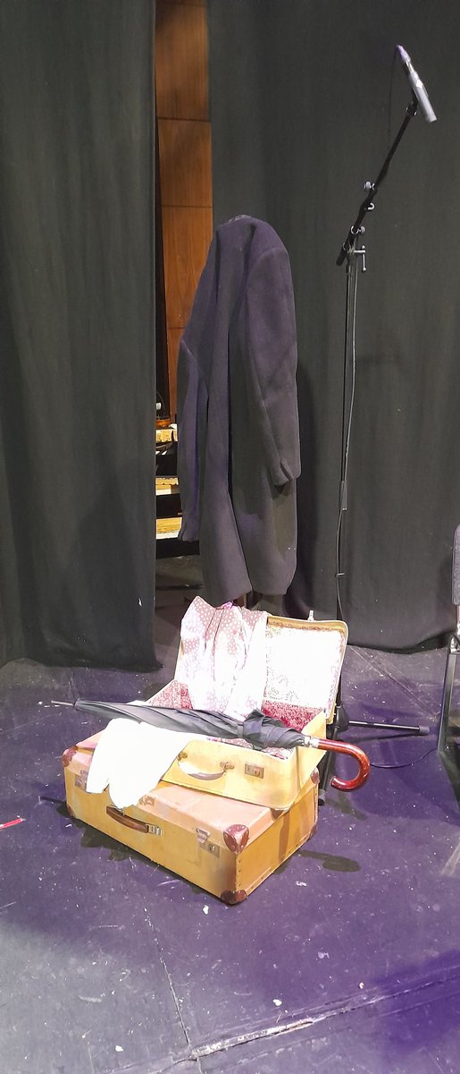 DonegalCamerata's tweet photo. Great day recording with @kateocalmusic and @seamusdevenny at @BalorArtsCentre @donegalcouncil
'Small Behaviours' #HistoryofIreland Wonderful story, music and lyrics. #SmallBehaviours #DonegalArts #musicmaking #strings https://t.co/4Z1I4sdq8b