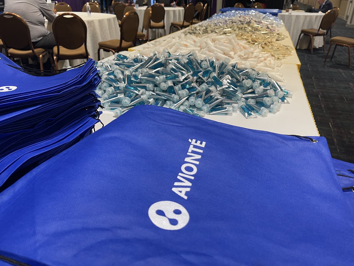 StaffingTweets's tweet photo. This year at #StaffingWorld, you all helped #ASACares put together 1200 hygiene kits for homeless teens and more than $1,100 for the Las Vegas Humane Society (while playing with puppies)! It was great giving back to the Las Vegas community! https://t.co/SwlYdvOYy2
