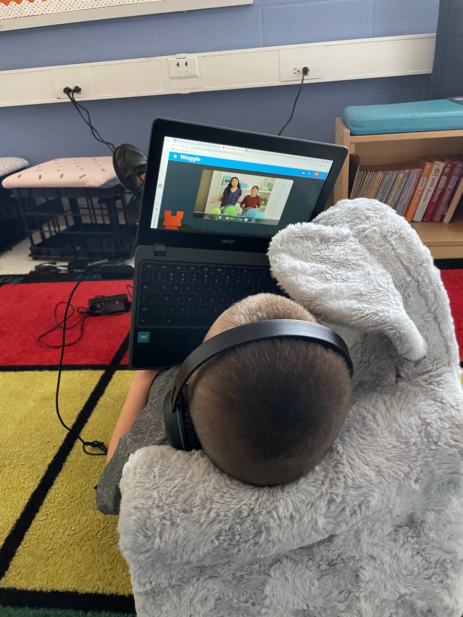 First graders are getting comfortable while they use Waggle! #BRIGHTatBriarwood