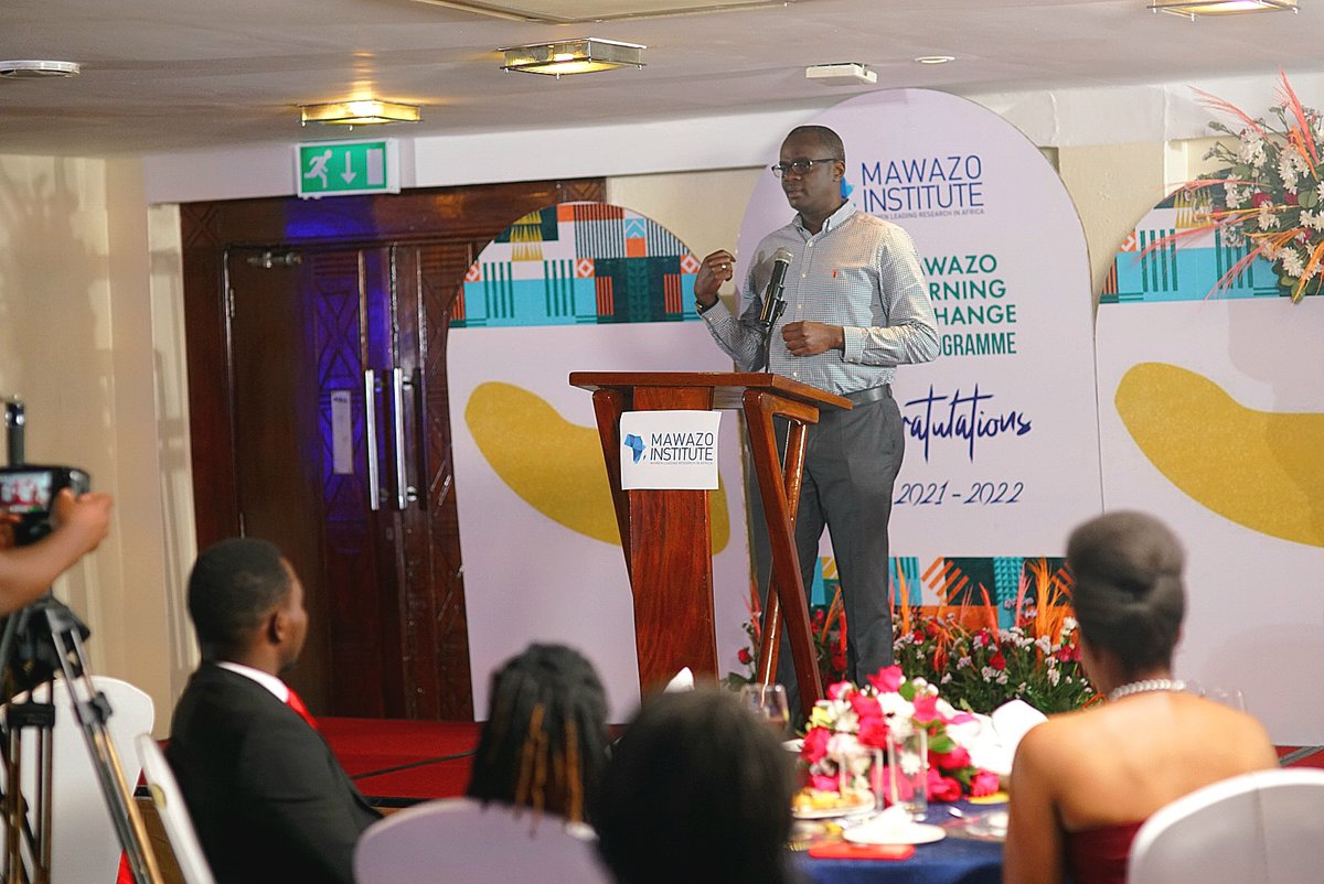MawazoInstitute's tweet photo. #WordOfWisdom to @MawazoExchange Fellows: "Don't let the PhD title define you, utilize the knowledge you have acquired to help your community, that is the bottomline." #CelebratingInnovation #CelebratingCuriosity #MawazoConnects @jordankyongo @FCDOResearch @UKinKenya https://t.co/qlTqG6voy8
