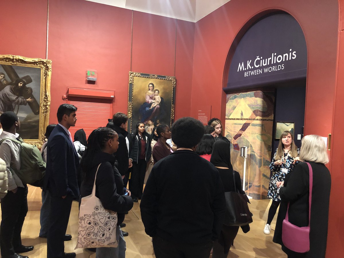 It was great to welcome student leaders from the 7 schools with connections to the Dulwich Estate for leadership training today, followed by a visit to <a href="/DulwichGallery/">Dulwich Picture Gallery</a>. <a href="/_JaneLunnon/">Jane Lunnon</a> <a href="/AlleynsSchool/">Alleyn's School</a>