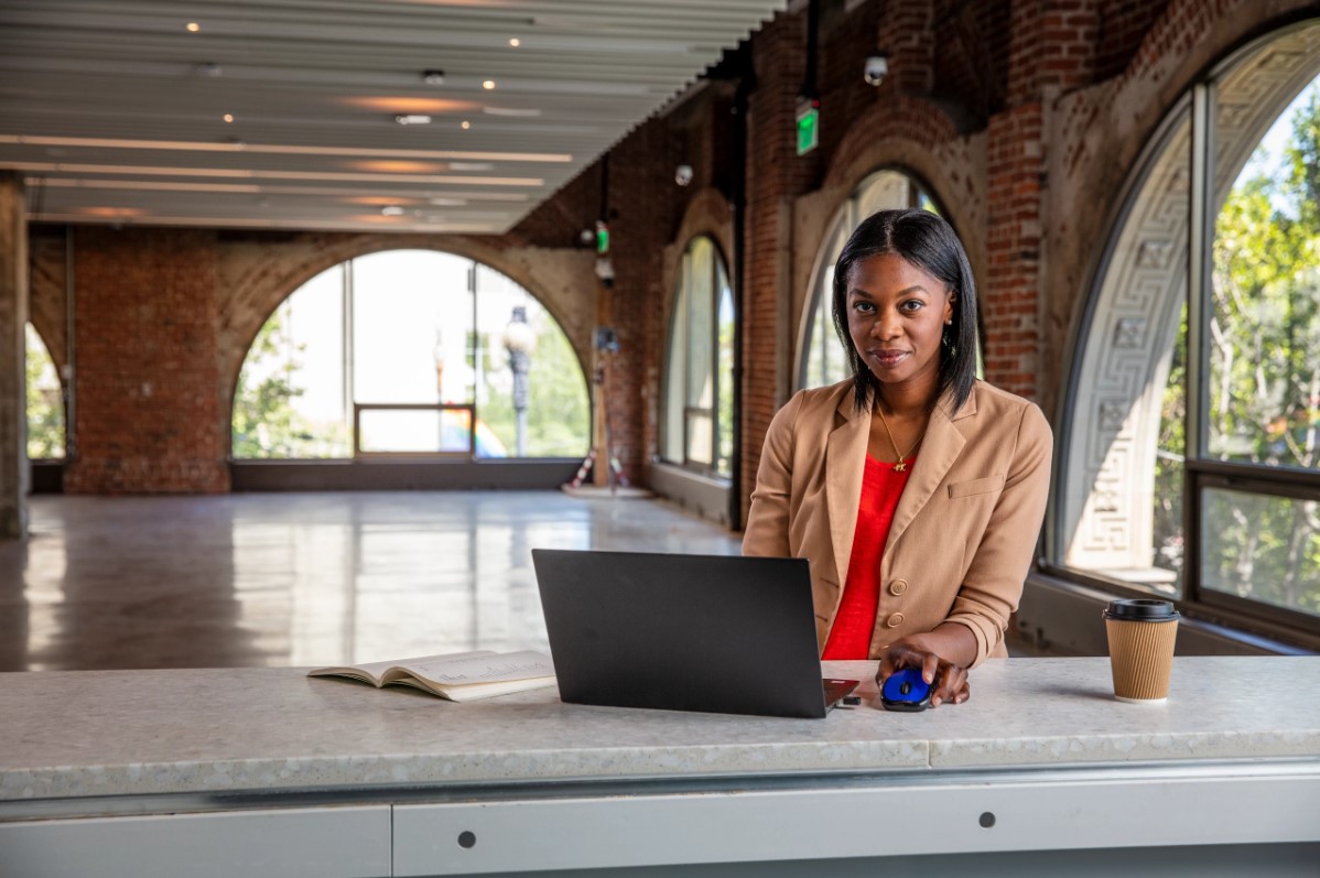 ADSKCommunity's tweet photo. #DidYouKnow Each #AutodeskCertification is developed with industry professionals and SMEs and undergoes rigorous industry validation before release? Get certified today! https://t.co/ceJepMJZ4d https://t.co/Xhe9jwQRMB