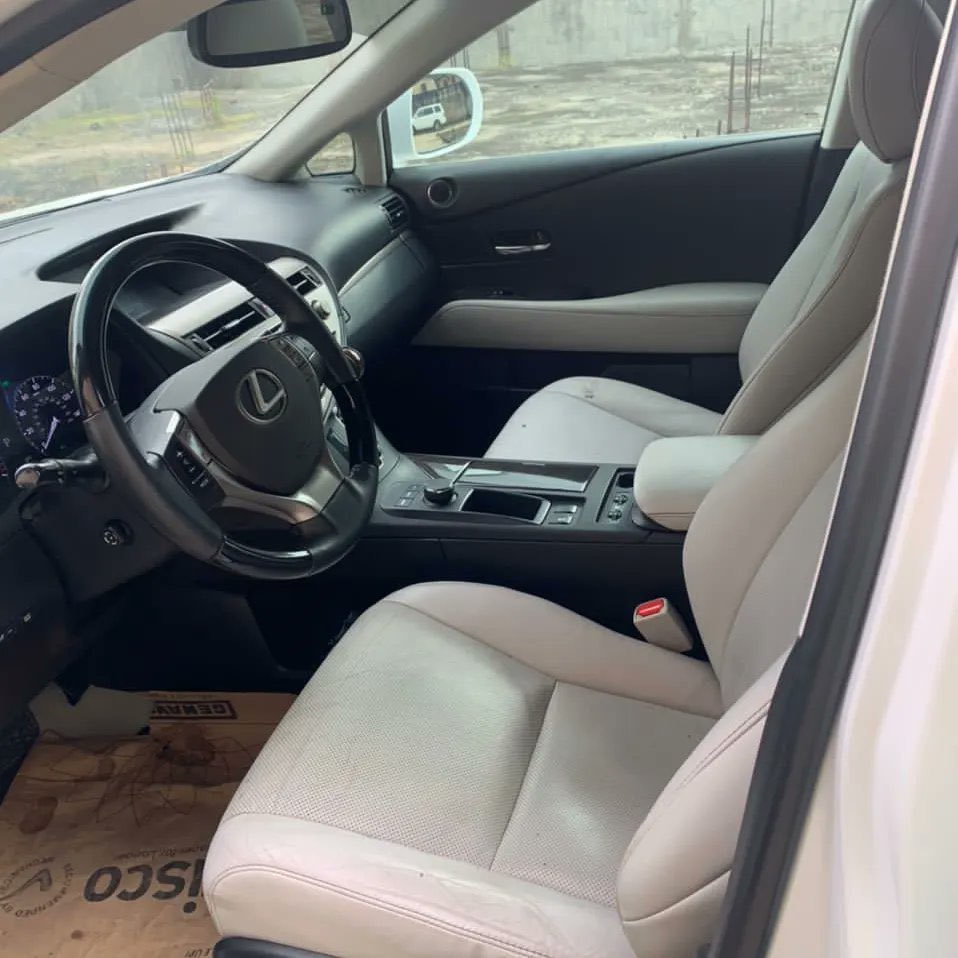 echidiimemotors's tweet photo. Foreign used Lexus RX350
2015 Full Option
Reverse Cam
Thumbstart
Sunroof
Price: N14,000,000
#kingechi https://t.co/FQkENFuipN