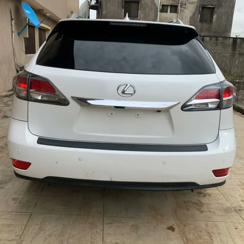 echidiimemotors's tweet photo. Foreign used Lexus RX350
2015 Full Option
Reverse Cam
Thumbstart
Sunroof
Price: N14,000,000
#kingechi https://t.co/FQkENFuipN