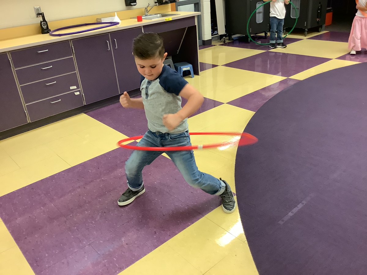 PCESMustangs's tweet photo. Kindergarten went back to the 1950s to celebrate the 50th day of school. Bubble gum and hula hoops were all the rage!
#PCESMustangs #Learn230 https://t.co/hIh4aYTGeU