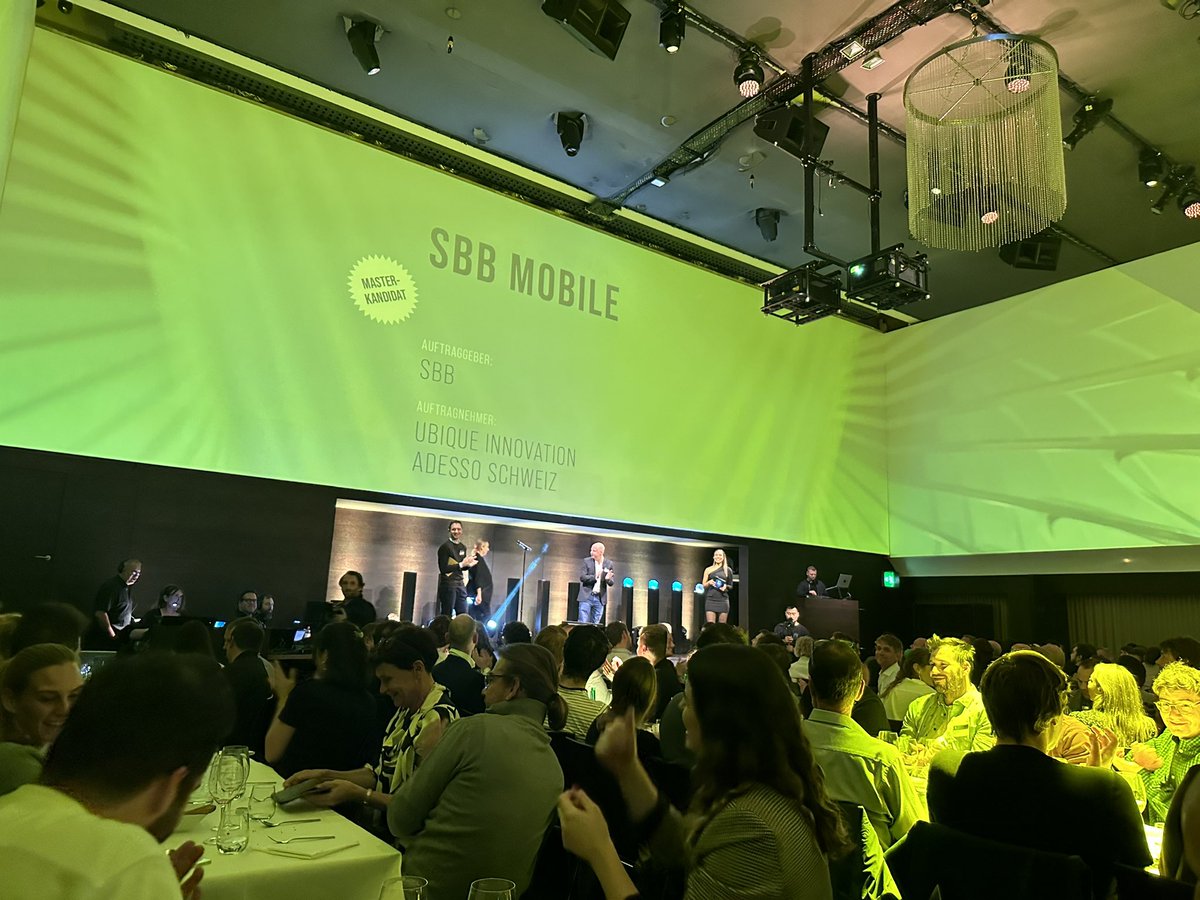 rogerbula's tweet photo. SBB Mobile gewinnt Gold in der Kategorie UX. Herzliche Gratulation an @saeyuj und ans ganze Team #bosw2022 #sbbcfffffs https://t.co/io7HXMNteS