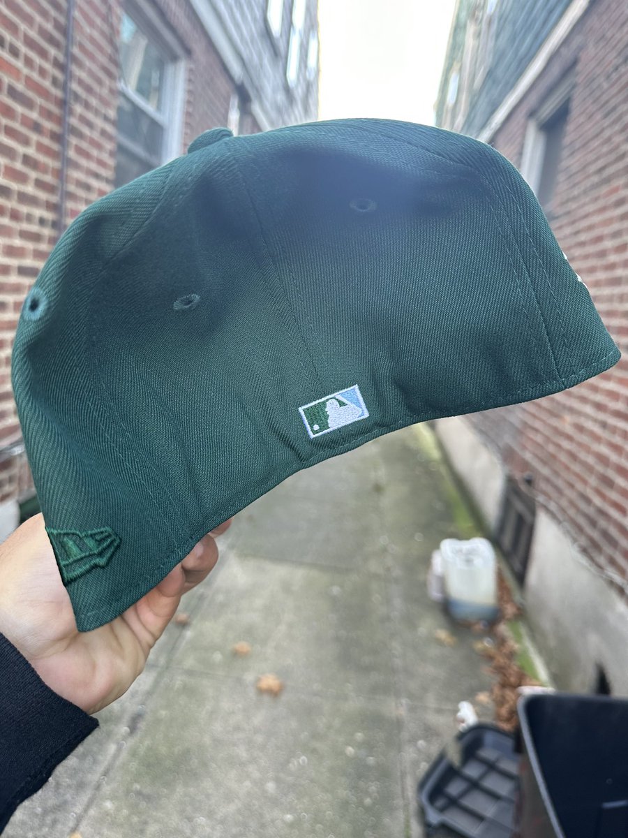 romefitteds59's tweet photo. Rockies Winter green ✨ noho exclusive by @HatClub  #hatclub #rockies https://t.co/Peei9w2qxR