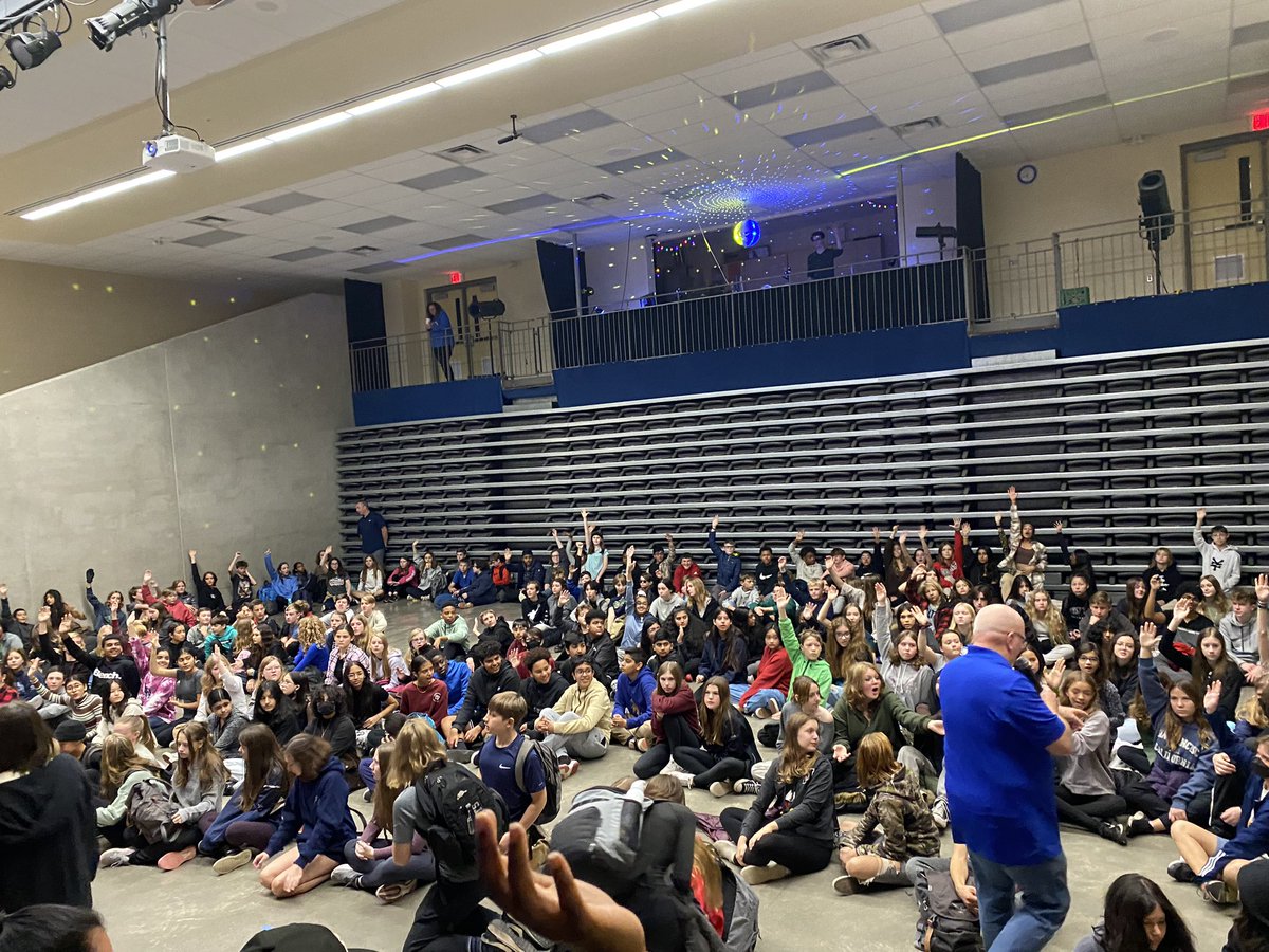 What a great grade 8 Feeder schools day! Thanks leaders! Even Mr. DeGroote made a friend! <a href="/GEDSB/">Grand Erie District School Board</a> <a href="/BCIVS/">BCI Mustangs</a> #bcigrads2027