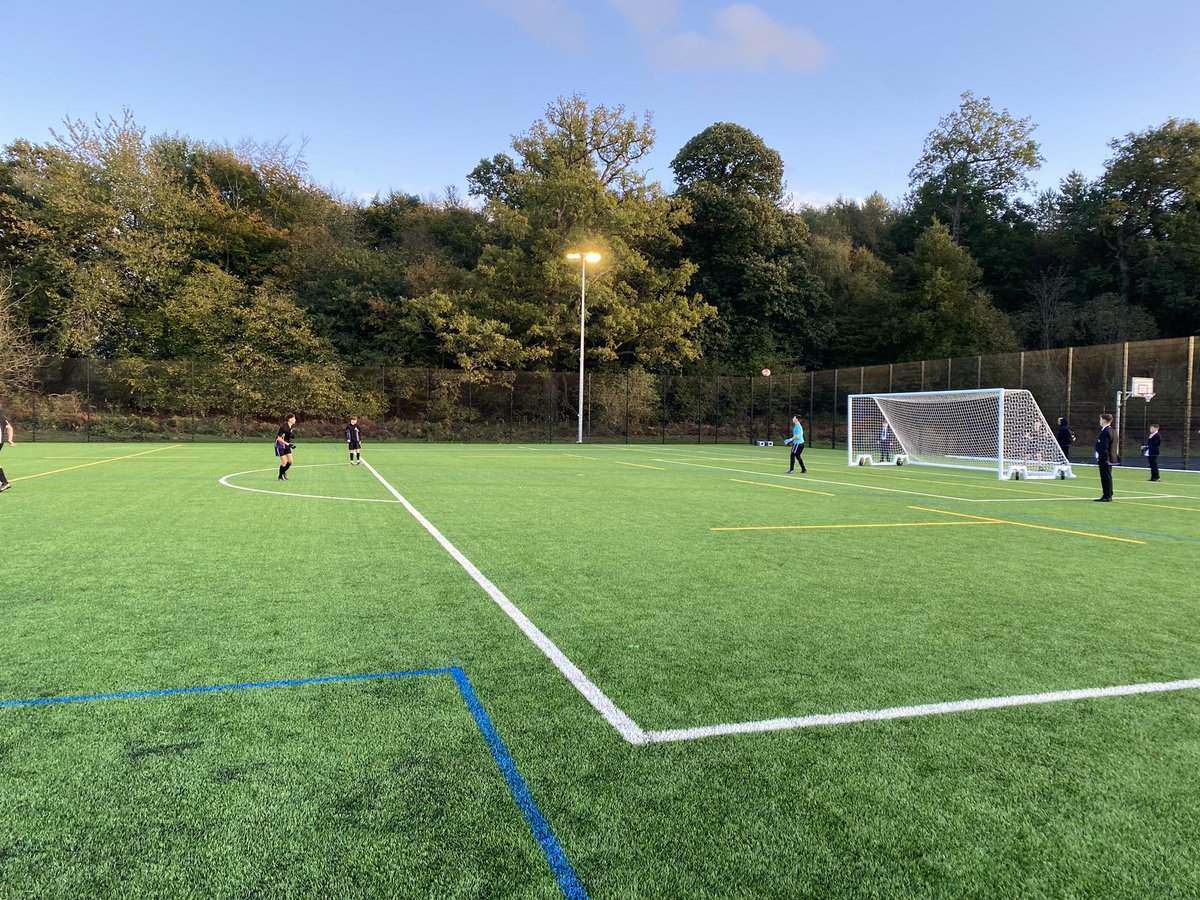 A bit of brilliance the only difference in a closely fought Y9 game against Charles Darwin as the boys lost 1-0 under the lights.