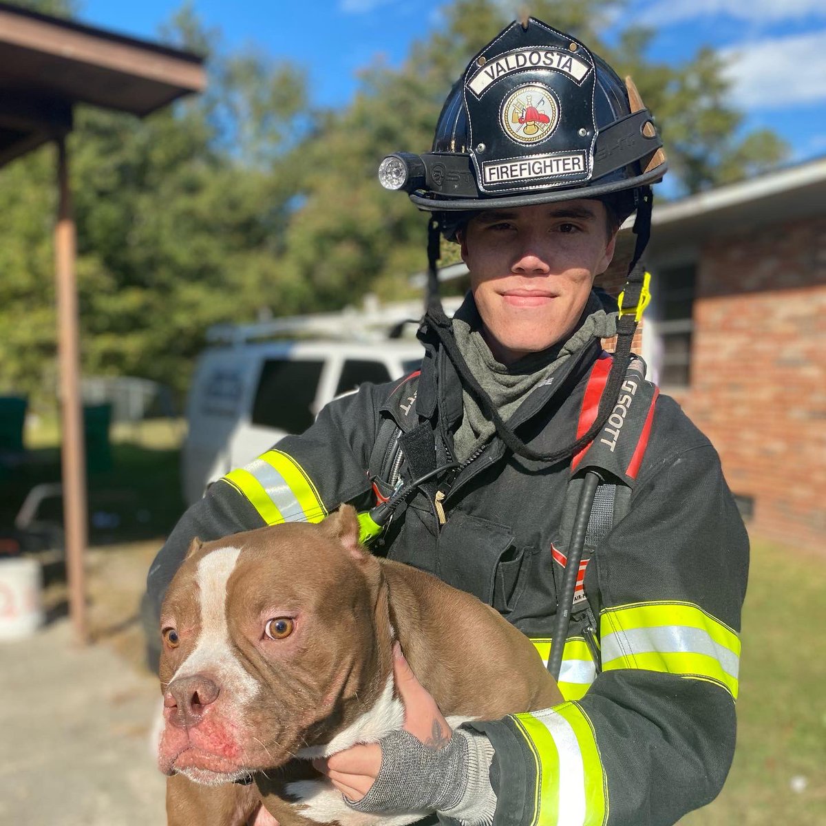 ValdostaFire's tweet photo. Our firefighters are always awesome! Today, search crews were able to locate the family’s dog inside of a residential structure fire. Huncho was rescued by Firefighter Coleman Lanier. We are grateful for the animal oxygen masks provided by Hidden Fence. https://t.co/4mZw1TeFcC