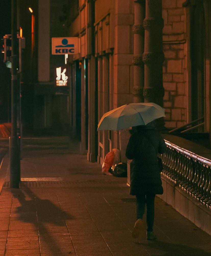 DaithiGormo's tweet photo. Rainy night. 
.
.
.
.
#streetphoto 
#streetphotography 
#Galway 
#photography https://t.co/up8H5SpZF4