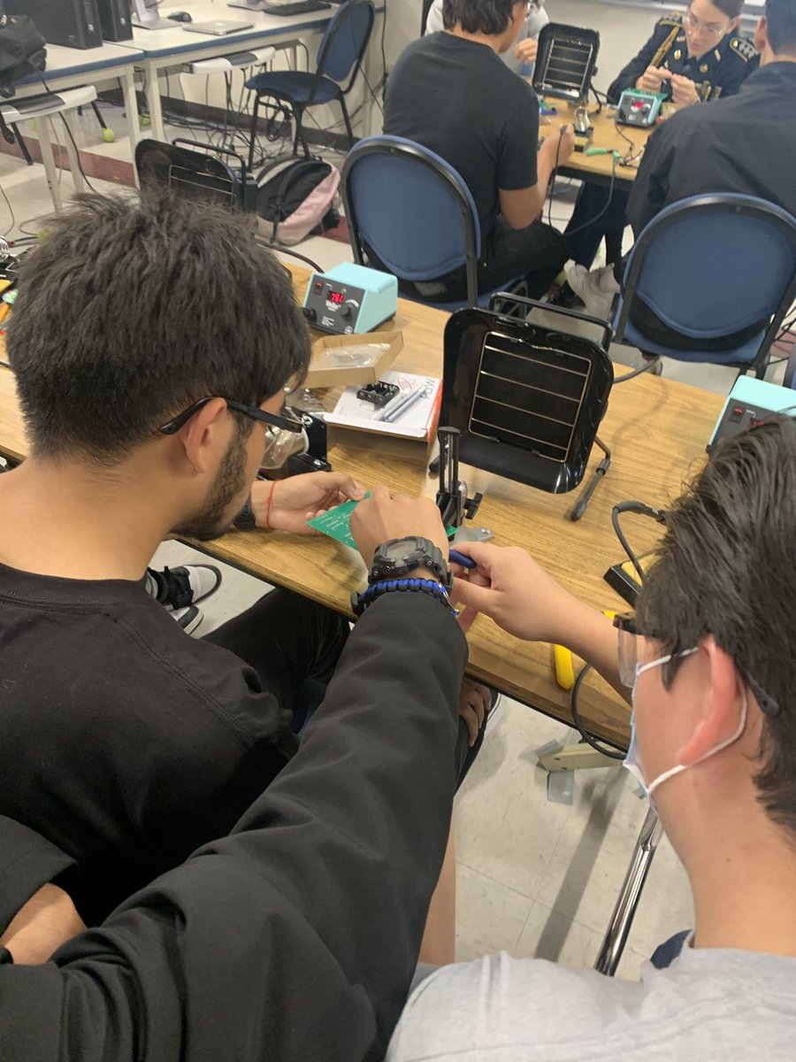 Some of the best #PLTW #DigitalElectronics activities! Come see it in person at our Nov 9 #ChapinMagnet #OpenHouse #Blueprint New students welcome!