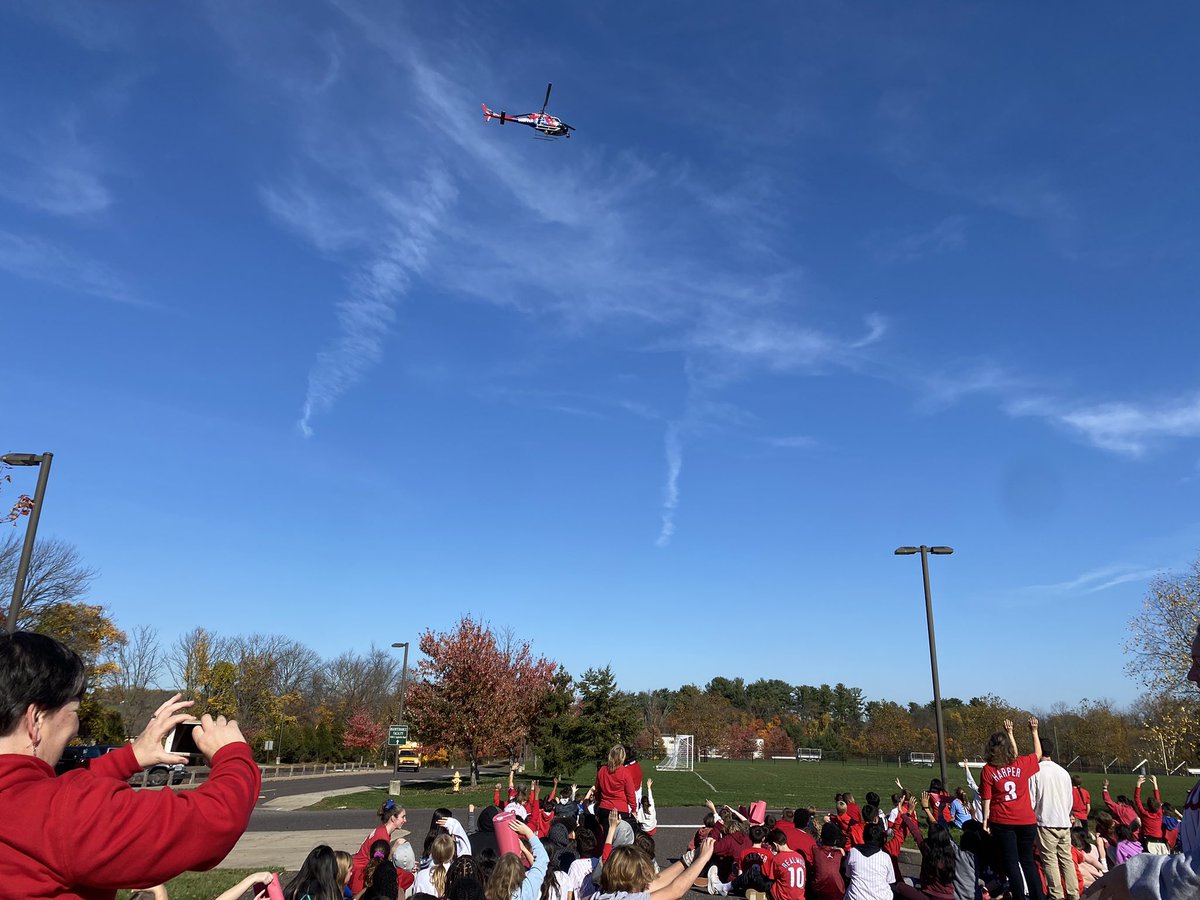 Skyview has <a href="/phillies/">Philadelphia Phillies</a> fever! ❤️💙⚾️ Mrs. Maier and Mrs. McGraw’s homerooms are in the exclamation point, and Mrs. Neroni’s homeroom is in the “s”! #Phillies <a href="/MethactonEA/">Methacton Teachers</a> <a href="/Methacton/">Methacton Schools</a>