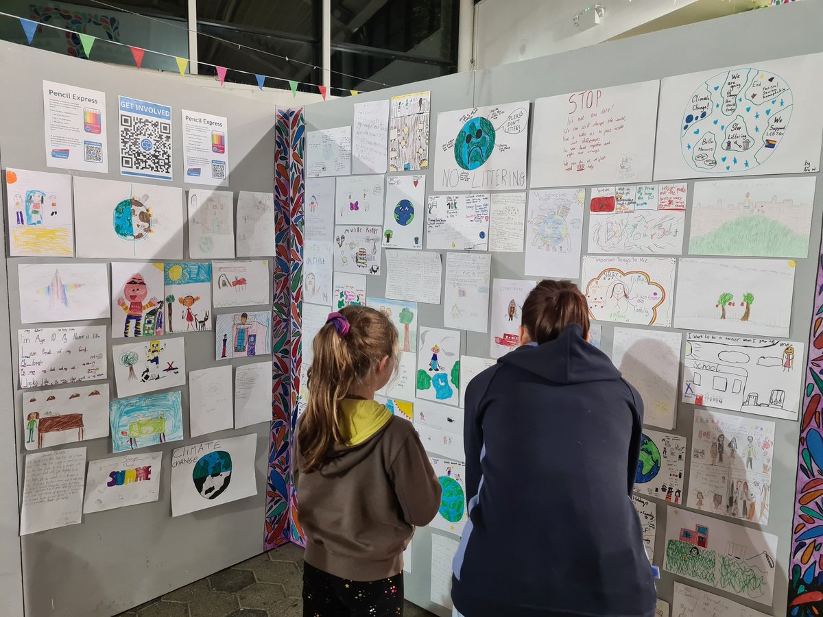 ElaineWOTHERSP6's tweet photo. Paisley Division Girlguiding have launched our Pencil Express exhibition tonight.#PencilExpress #GirlguidinRen https://t.co/kHkuHYqLBt