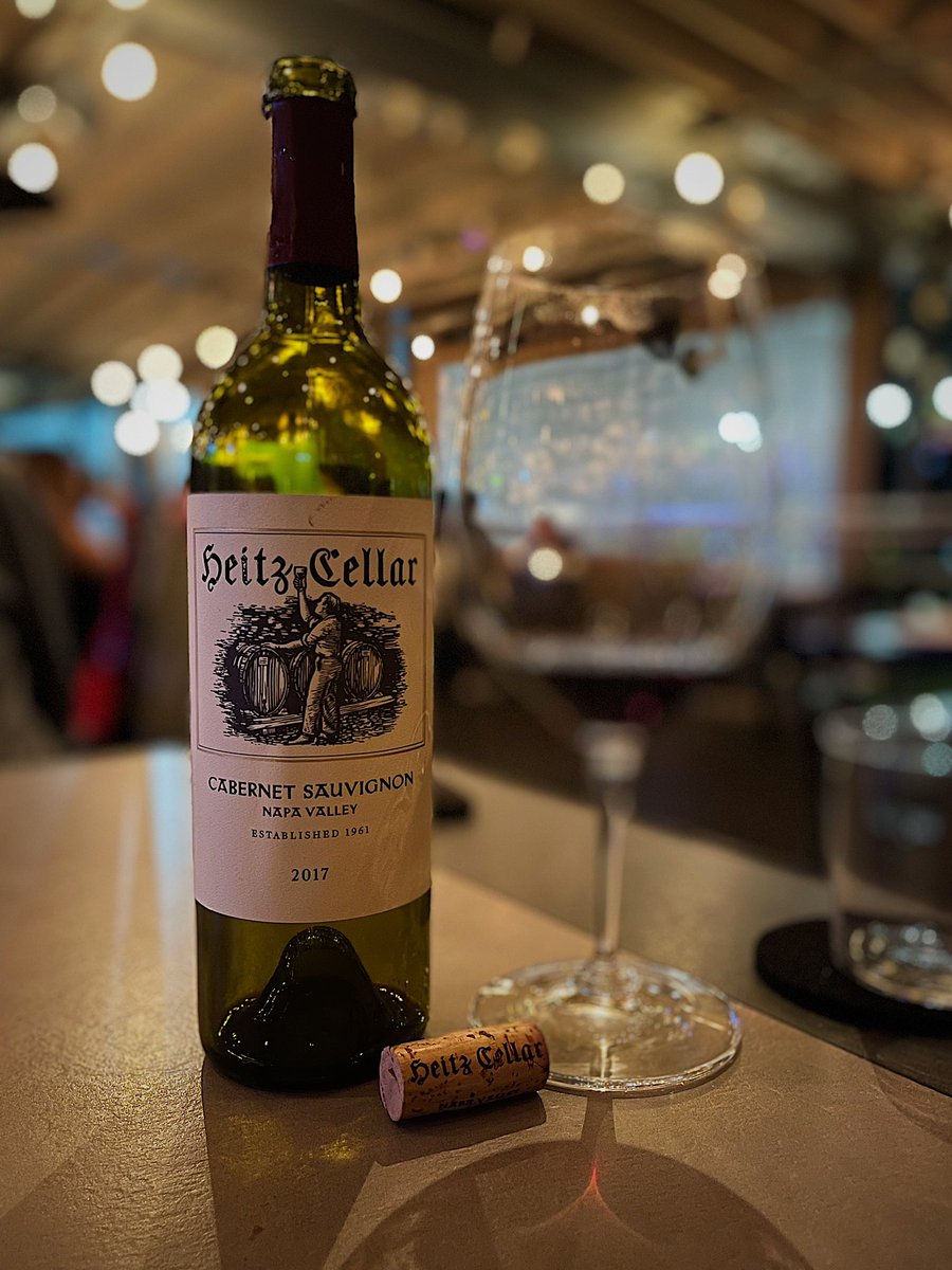mhsilva's tweet photo. Me gusta todo lo q hace esta vinícola
#HeitzCellar #CabernetSauvignon 🍷
Lovely wine always… https://t.co/1sYE5B2KfO