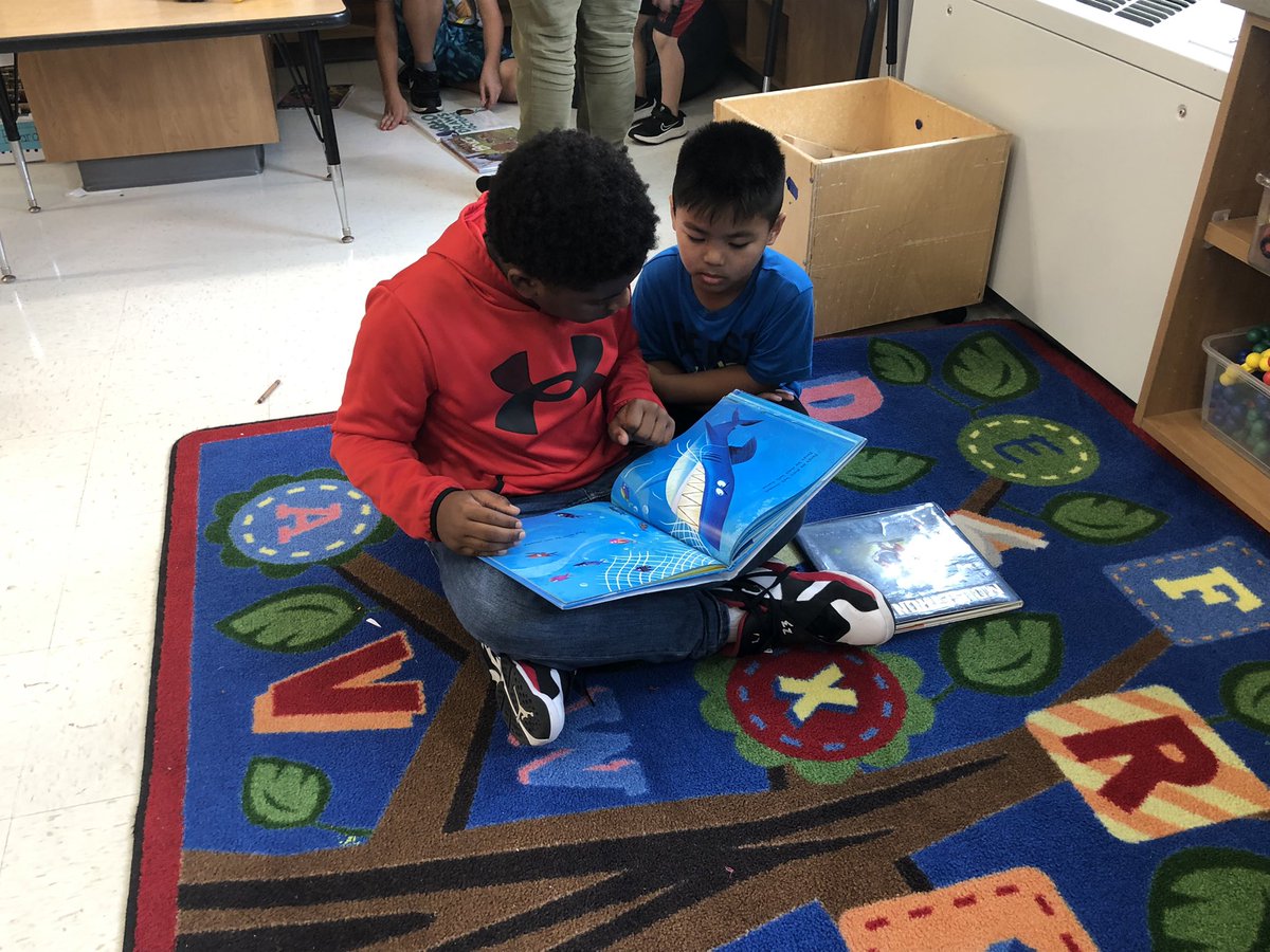 libraryatCES's tweet photo. @CatonsvilleES fourth graders reading to their kindergarten buddy 📚 ❤️ @BCPSLMP #bcpslms https://t.co/E1TWM9Gfen