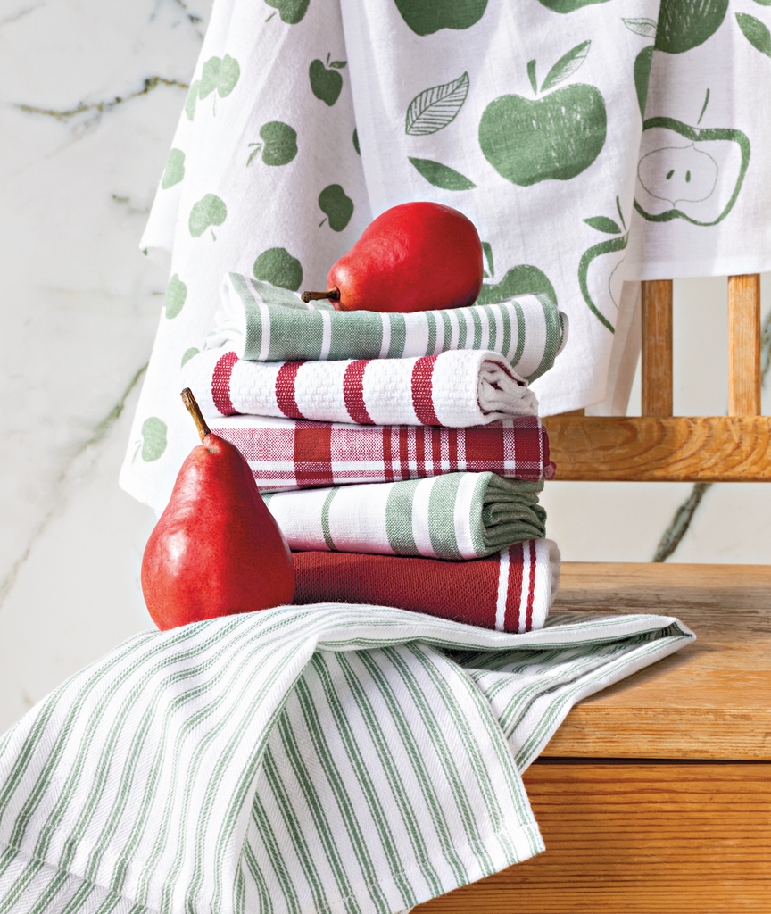 nowdesigns's tweet photo. Designing down to the details 🍎 A matching dishtowel set might just be what your kitchen is missing 🤔 https://t.co/UI88GLAuKF