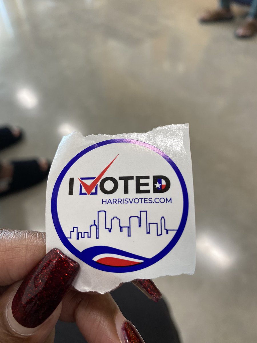 revktrotman's tweet photo. I voted!! Did you?? #BetoForGovernor https://t.co/TeSNmji4iP