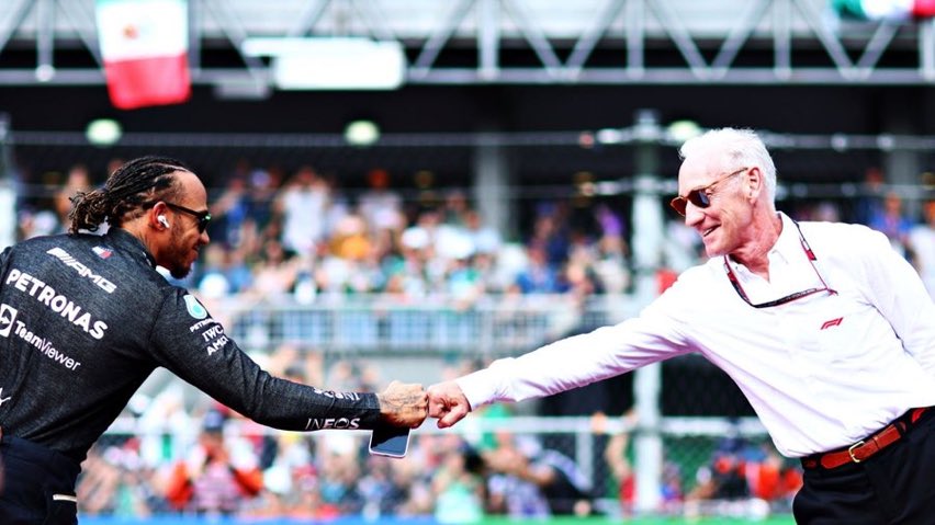 Sir Lewis Hamilton ve Liberty Media CEO'su Greg Maffei.