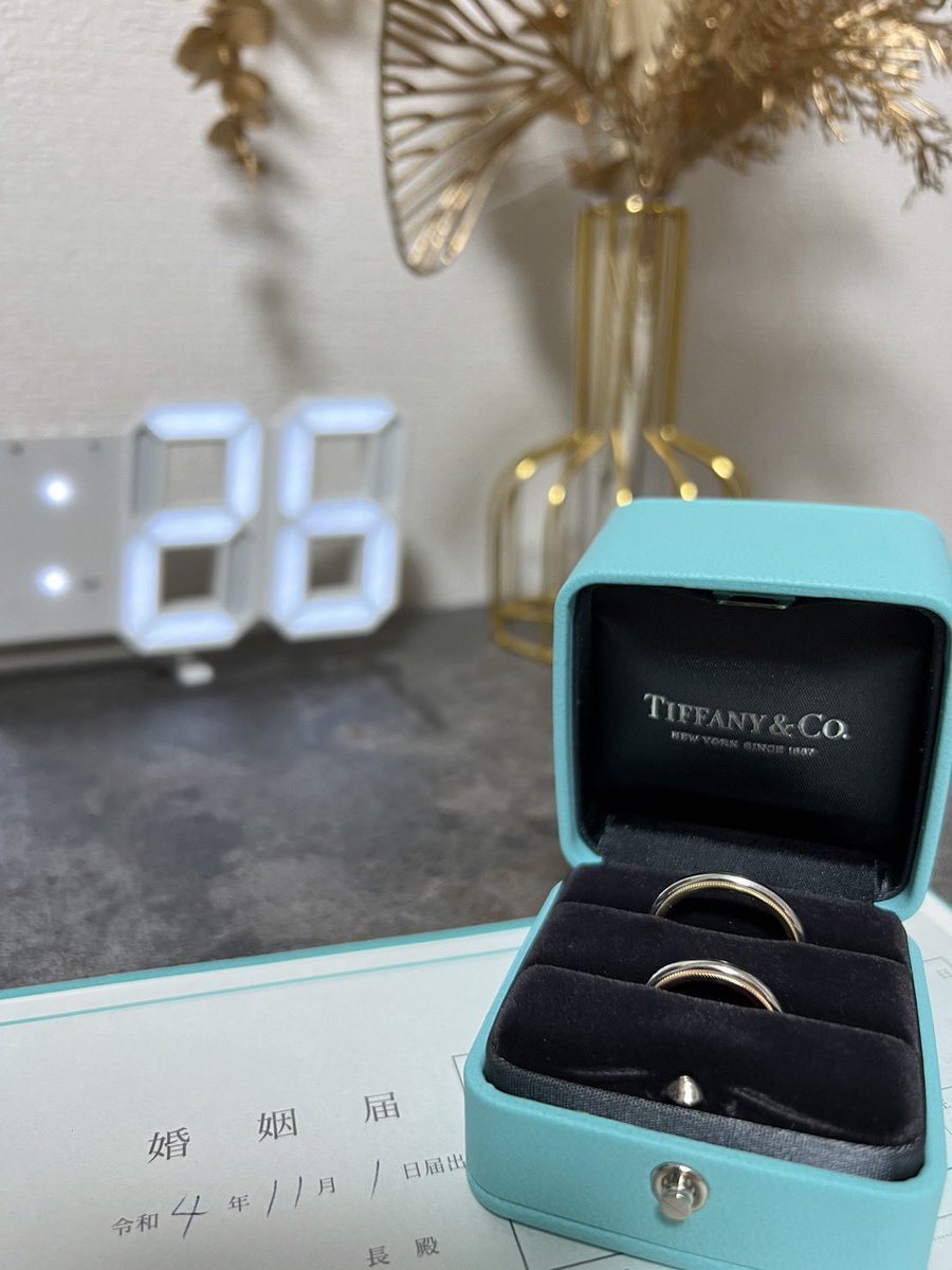 えありー tweet media