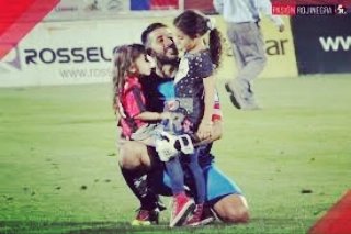 eze_cacace's tweet photo. Feliz aniversario 120 @Rangersdetalca_  un gran saludo a todos los ranguerinos!! Gracias x permitirme ser parte de su historia!! https://t.co/CSJ3RdniaA