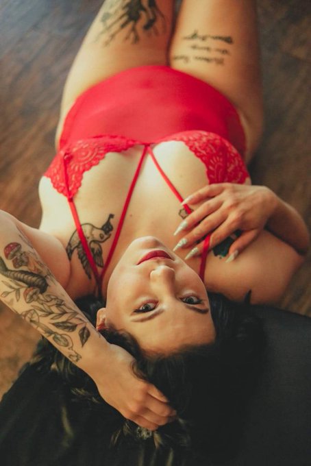 Come subscribe it's free!!! https://t.co/uTiwgj2uHr https://t.co/NXjRQWZLiC