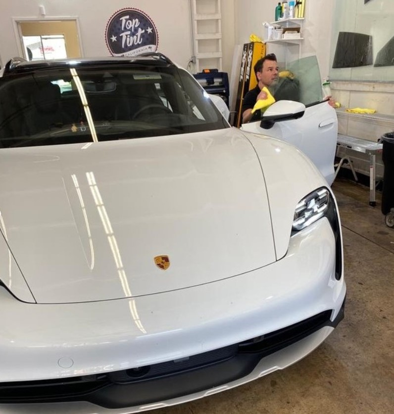 Toptintshop's tweet photo. Porsche Taycan Cross
XPEL Prime XR Black 35% and 20% to side and rear windows.
@xpel films best quality. Lifetime warranty. Up to 98% heat rejection.
#windowfilm #autowindowfilm #xpel #xpelprimexr #autowindowtint #autotint #porsche #porschetaycan https://t.co/j3mlXRfIxn