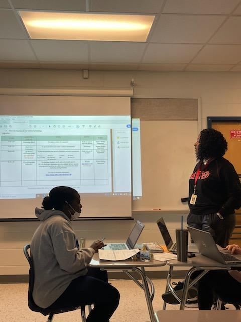 DrRVasser's tweet photo. Science Department in Vertical Planning. https://t.co/SpZ1Dl2RlV