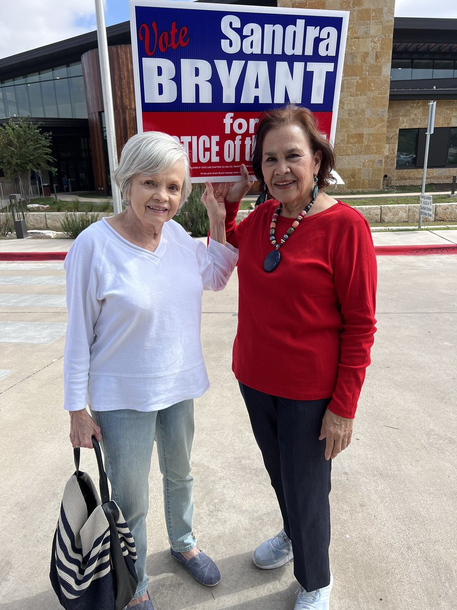 Sandrab32's tweet photo. Honored to have these 2 women standing with me! Sandra Bryant for Justice of Peace, Pct 5  - Sandra Bryant

Sandra Ramage &amp; Linda Tenorio 

Thank you!
#bryantforbuda https://t.co/WAg1tZ4KDq