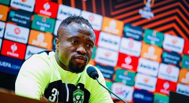 BTekpetey32's tweet photo. The LORD is my stronghold, whom shall I be afraid.Ready for Tomorrow 🙏🙏🙏
#itallaboutjesuschrist🙌😘😘😘 #beliveinyourself #travelingmercies #europeleague #romeitaly #rome🇮🇹 #godisthereason❤️🙏 #belisma #stadiumolimpico #uel https://t.co/gxNhOREnoX