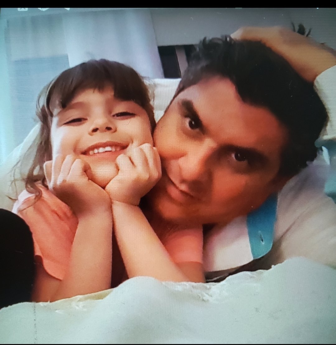 PUROPOTRILLO's tweet photo. Hay días + difíciles q otros pero nuncan faltan palabras q hacen soportable tu ausencia no se quien las escribió pero parece q pensaron en nosotros Kuikiris
"𝙉𝙤𝙨 𝙫𝙚𝙢𝙤𝙨 𝙥𝙧𝙤𝙣𝙩𝙤, 𝙣𝙤𝙨 𝙧𝙚𝙘𝙤𝙧𝙙𝙖𝙢𝙤𝙨 𝙨𝙞𝙚𝙢𝙥𝙧𝙚 𝙮 𝙣𝙤𝙨 𝙖𝙢𝙖𝙢𝙤𝙨 𝙚𝙩𝙚𝙧𝙣𝙖𝙢𝙚𝙣𝙩𝙚" https://t.co/djwjSdWEZW