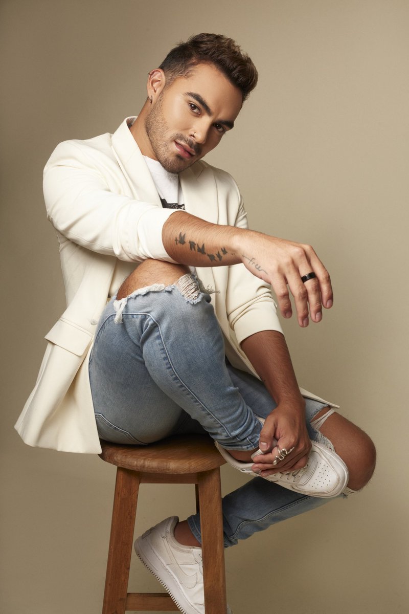 .<a href="/_DennisArana/">Dennis Arana</a> fue uno de los participantes más destacados de su generación en <a href="/LaAcademiaTV/">La Academia</a>, logrando el 4to lugar🎤En 2021 participó en <a href="/mexico_survivor/">Survivor México</a> y recientemente estuvo promocionando su sencillo “ Primera Opción”. 👏🏼#DennisArana #BOOKPR #BOOKAgencyMx #TalentoBOOK