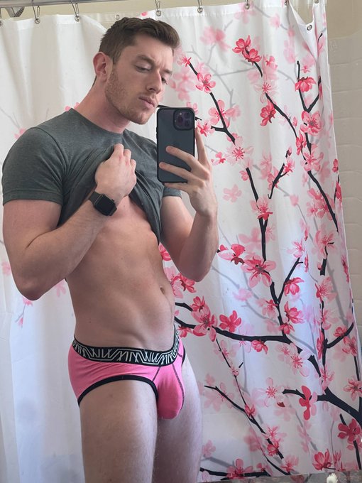 My hole is just as pink and juicy as my bulge  Check more out here https://t.co/qLL2cEUiEg  https://t
