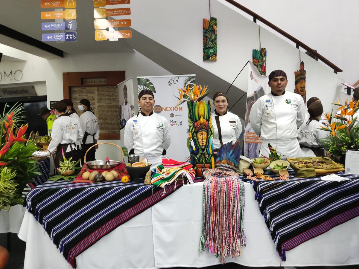 ICCOLatam's tweet photo. Llevamos la chagra a la ciudad durante el evento Putumayo lugar de reconciliación y esperanza, donde #AnfitrionesParaLaPaz y #Manqa se lucieron con un catering lleno de identidad. Gracias @UEenColombia
#ElPutumayoEs Diversidad y sabores andino- amazónicos https://t.co/ysCeHNP3m5