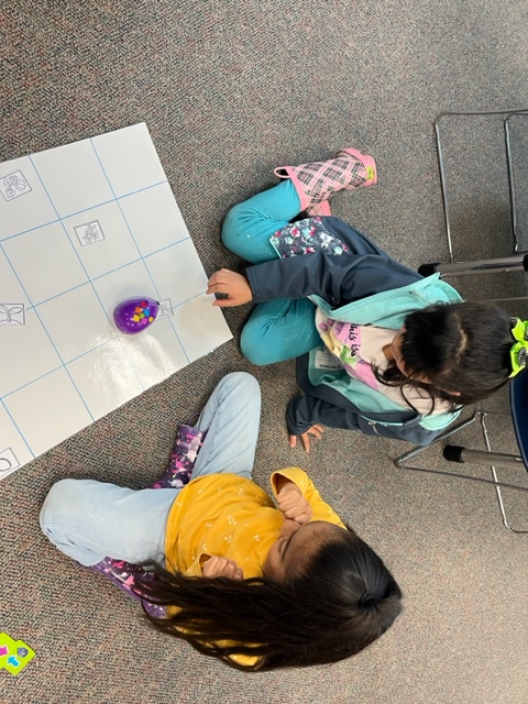 Ms_SmithEDU's tweet image. Coding to review the life cycle of a pumpkin. No better tool than Colby the Coding Mouse! It&apos;s the cheering &amp;amp; collaboration for me! #k2cantoo @vpsDLC #welearnVPS